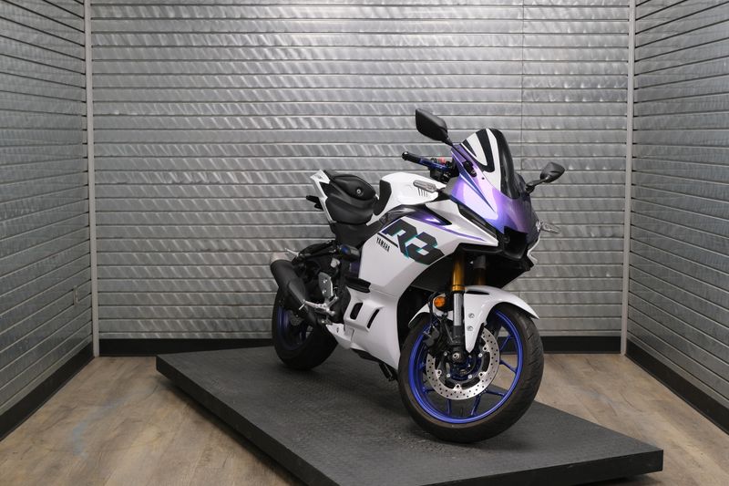 2025 YAMAHA YZF-R3