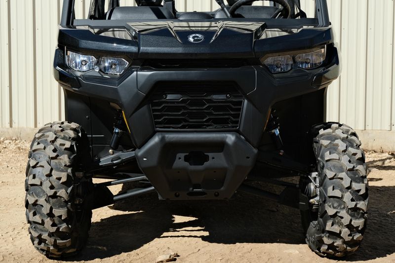 NEW 2026 CAN-AM DEFENDER MAX DPS HD9  in a STEALTH BLACK exterior color. Family PowerSports (877) 886-1997 familypowersports.com 