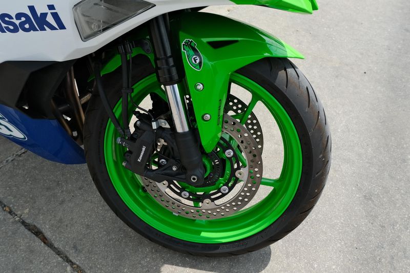 USED 2024 KAWASAKI NINJA ZX4RR ABS Image 14