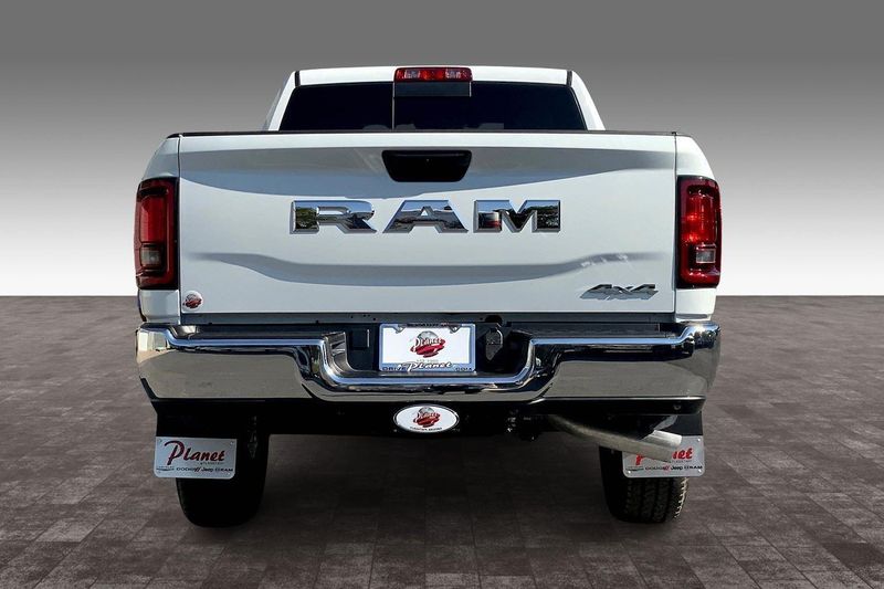 2026 Ram 3500 Tradesman photo 4