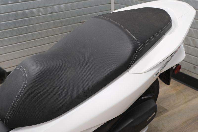 USED 2018 HONDA PCX 150 Image 16