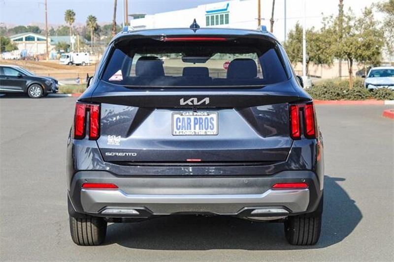 2025 Kia Sorento SImage 16