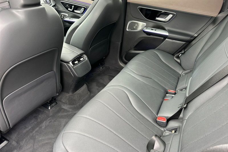 2023 Mercedes-Benz EQE 350+ SUVImage 13