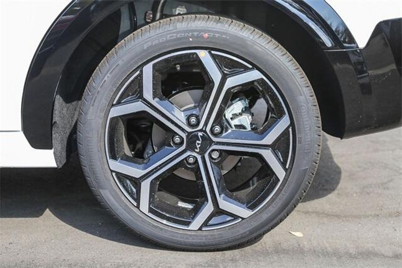New 2025 Kia Niro EX TouringImage 28