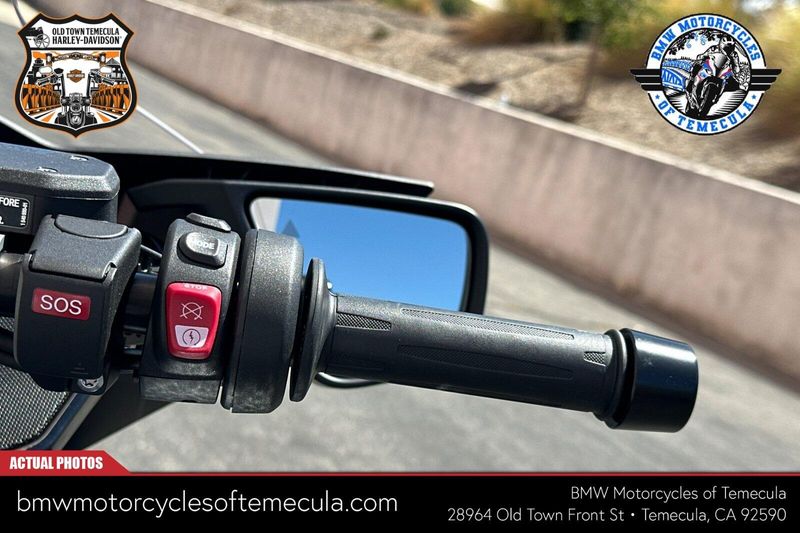 2026 BMW R 1300 RTImage 18