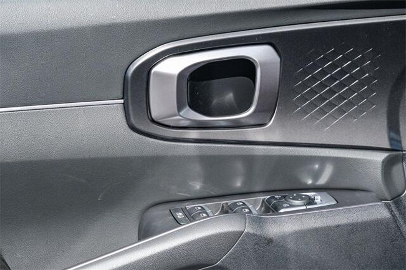 2025 Kia Sorento SImage 40