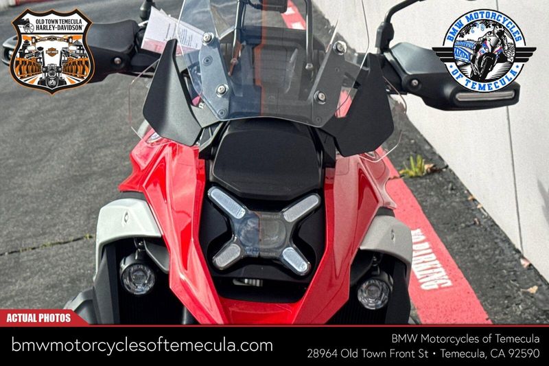2026 BMW R 1300 GSImage 8