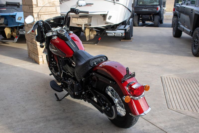 USED 2019 HARLEY SOFTAIL HERITAGE CLASSIC 114 Image 6