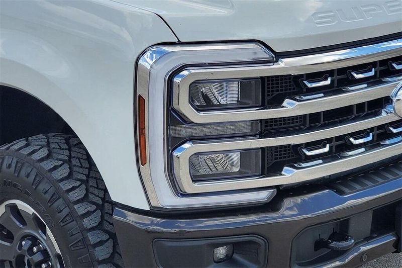 2024 Ford F-250 King Ranch photo 3