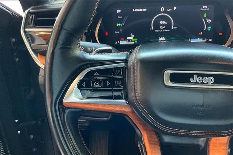 2022 Jeep Grand Cherokee 4xe Summit Reserve 4xeImage 18
