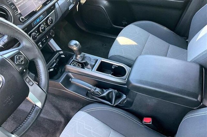Used 2021 Toyota Tacoma TRD Off-RoadImage 17