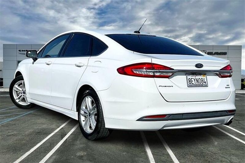 2018 Ford Fusion SEImage 10