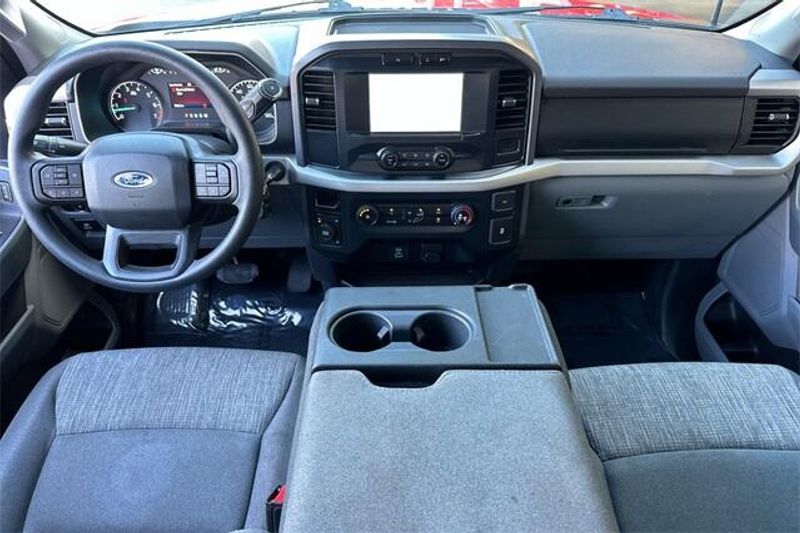 2023 Ford F-150 XLTImage 11