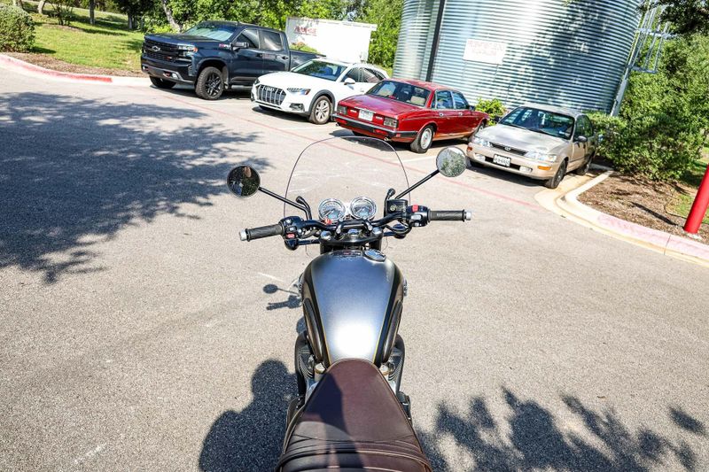2022 Triumph BONNEVILLE T 120 BLACK EURO 5A BASE Image 11