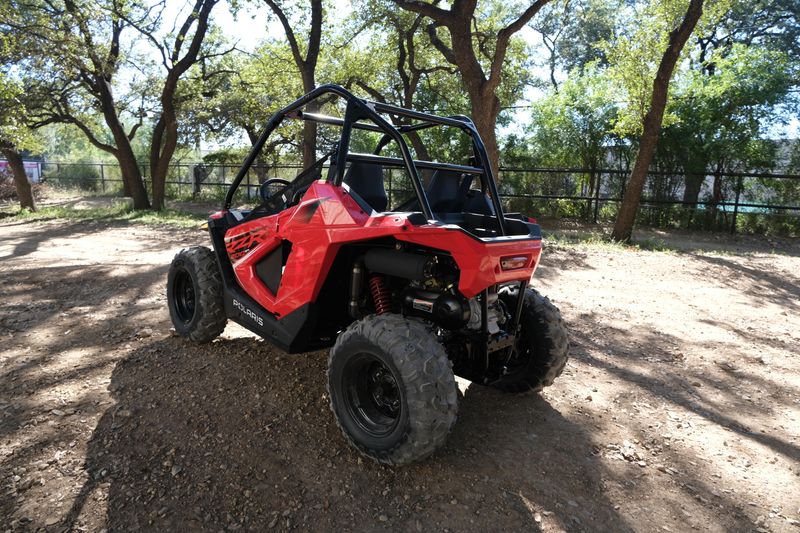 2025 Polaris RZR 200 EFI INDY REDImage 8