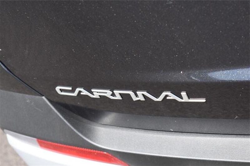 2025 Kia Carnival LXImage 14