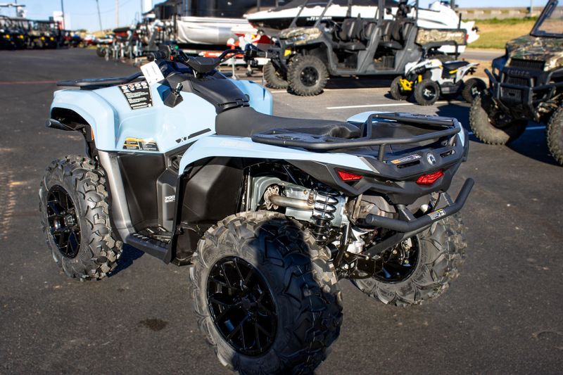 NEW 2026 CAN-AM OUTLANDER XT 700 Image 4