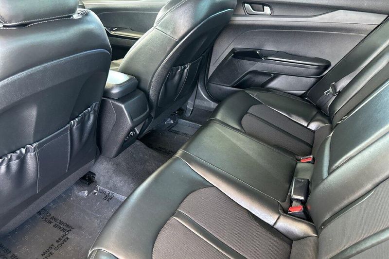 Used 2021 Kia K5 GT-LineImage 11