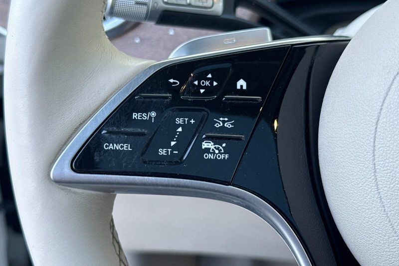 Used 2023 Mercedes-Benz EQS 450Image 29
