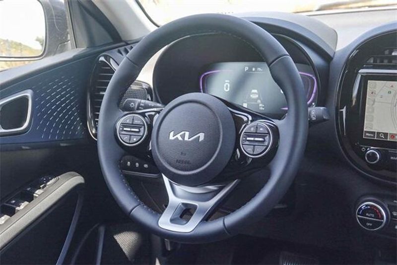New 2025 Kia Soul EXImage 8