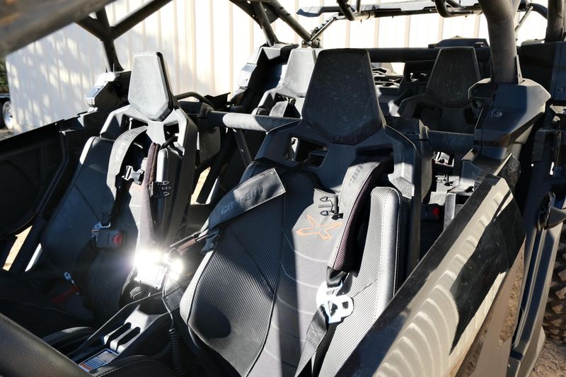 USED 2025 CAN-AM MAVERICK X3 MAX X RS TURBO RR WITH SMARTSHOX Image 18