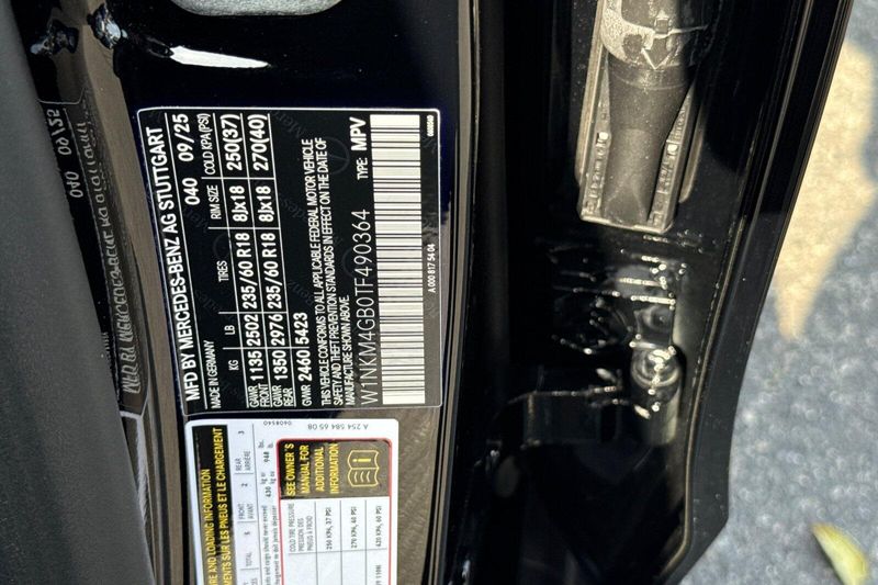 Used 2026 Mercedes-Benz GLC 300Image 36