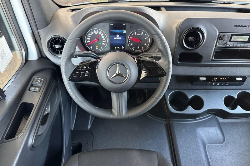 New 2026 Mercedes-Benz Sprinter 2500 Image 10