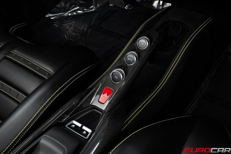 2022 Ferrari F8 Spider *HUGE CARBON OPTIONS * PASSENGER DISPLAY*Image 36