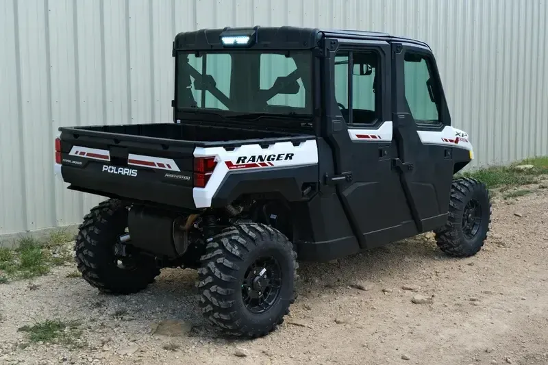 New 2025 Polaris RANGER CREW XP 1000 NORTHSTAR TRAIL BOSS EDITION CRYSTAL WHITE WITH PERFORMANCE RED ACCENTS Image 4
