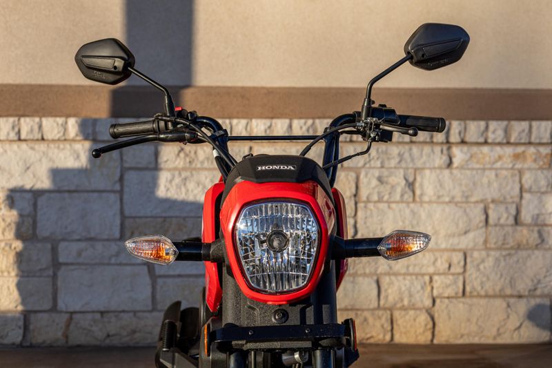 2025 Honda Navi Image 13