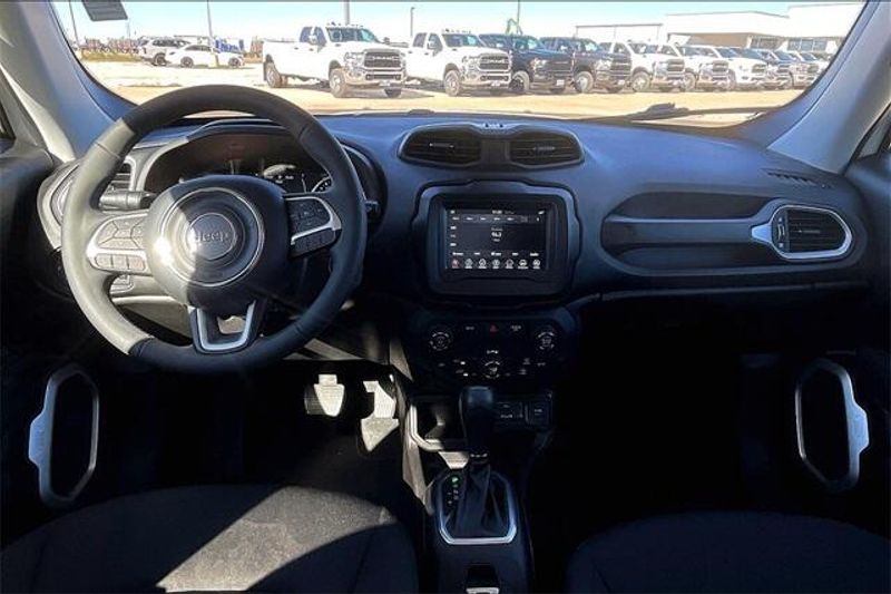 2020 Jeep Renegade LatitudeImage 15