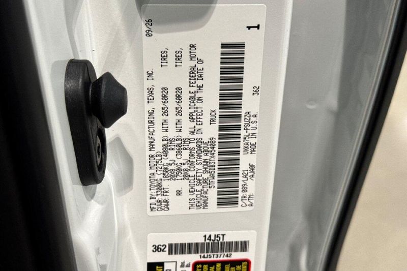 New 2026 Toyota Tundra PlatinumImage 31