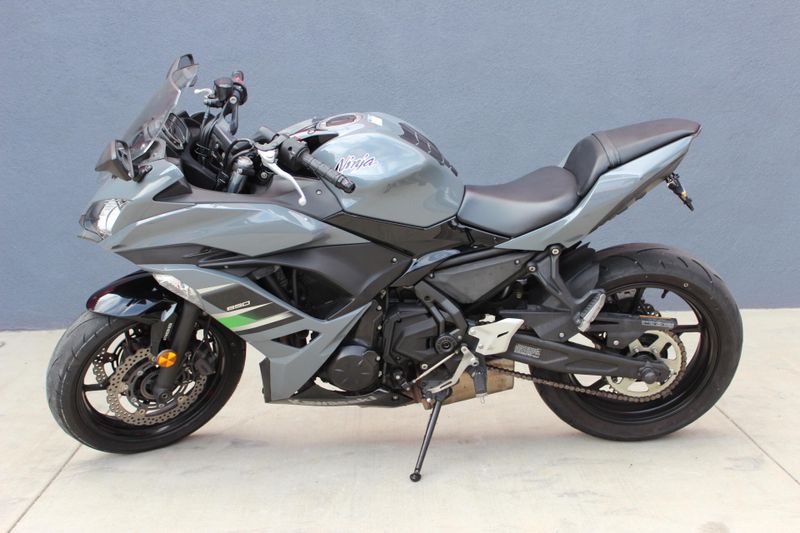 2018 Kawasaki Ninja 650 ABS Image 7