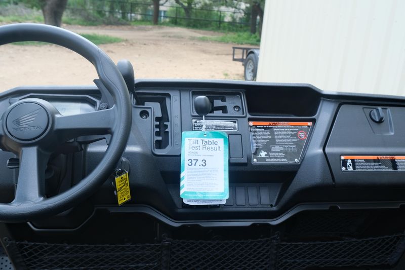 2025 Honda PIONEER 10006 DELUXE CREW BLACK FOREST GREEN Image 16