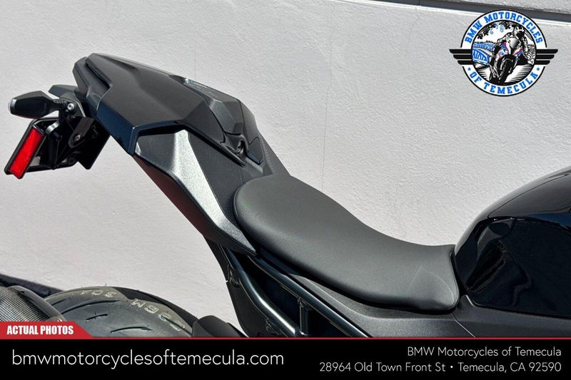 2025 BMW S 1000 RRImage 10