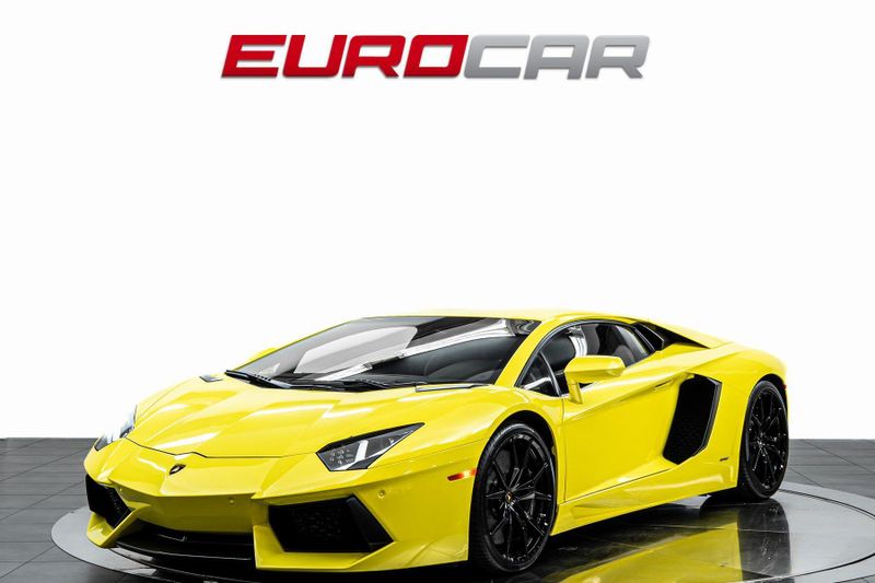 2015 Lamborghini Aventador *FRONT AXLE LIFT * IMMACULATE CONDITION*Image 1