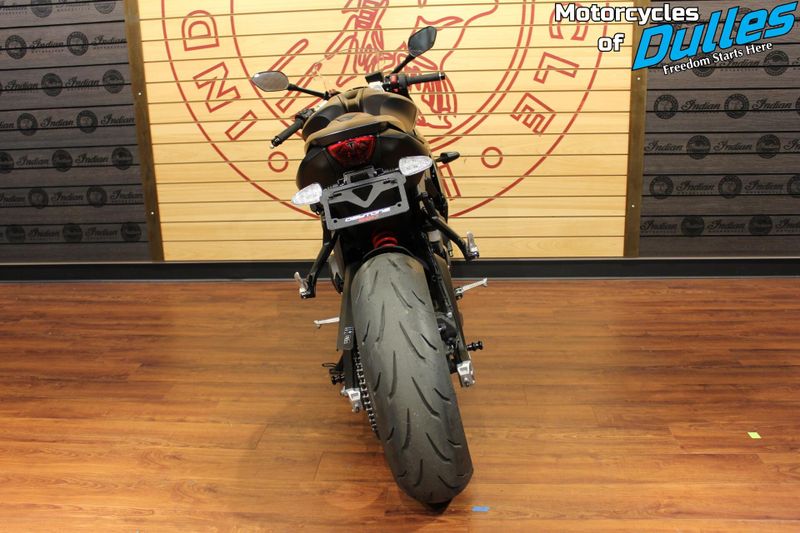 2025 Triumph Daytona 660 Image 7