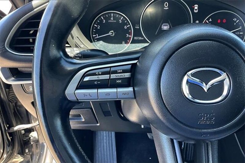 2021 Mazda Mazda3 Sedan SelectImage 18