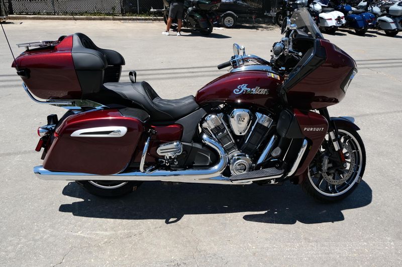 NEW 2025 INDIAN MOTORCYCLE PURSUIT LIMITED Image 2
