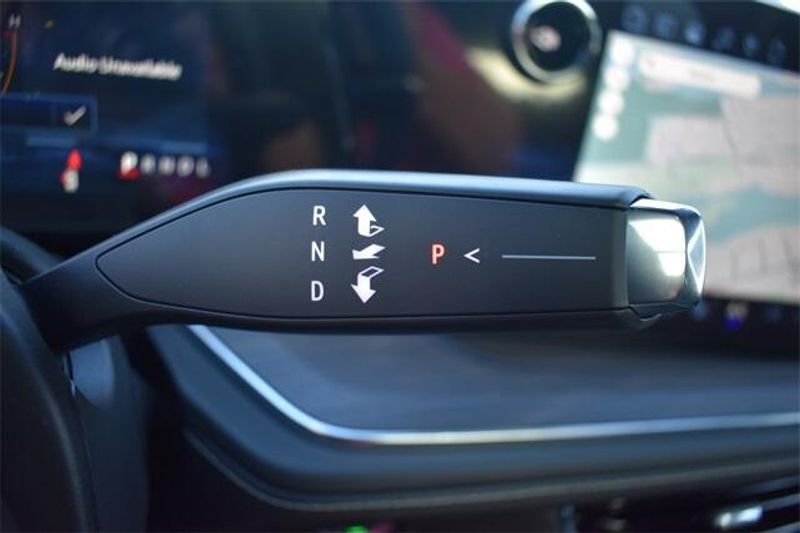 New 2026 Chevrolet Suburban PremierImage 34