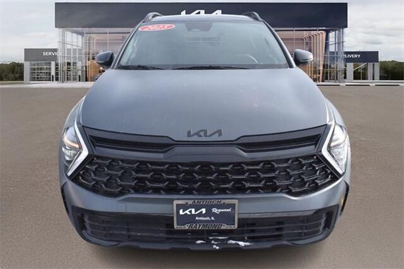 New 2025 Kia Sportage Plug-In Hybrid X-LineImage 8