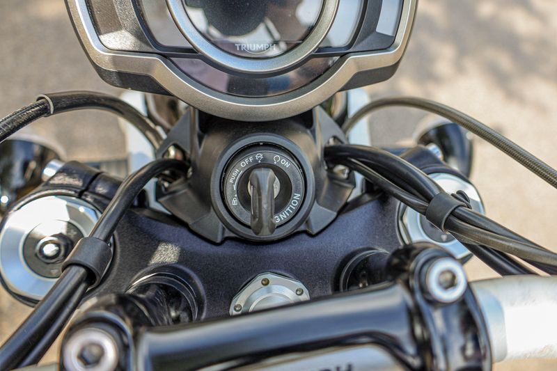 USED 2025 TRIUMPH SCRAMBLER 1200 XE Image 12