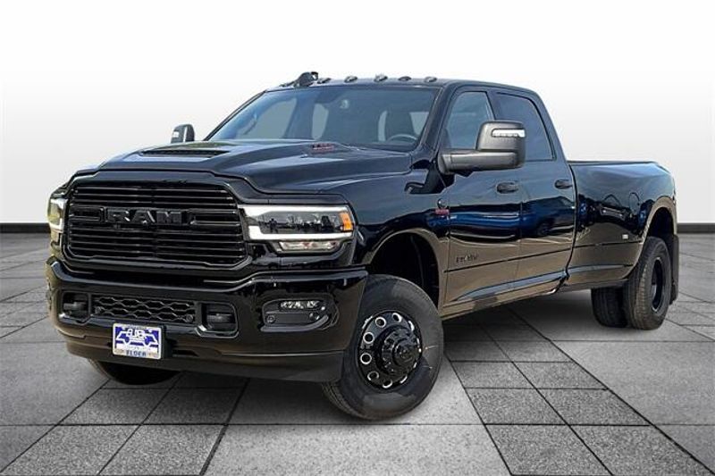 2024 RAM 3500 Laramie Crew Cab 4x4 8