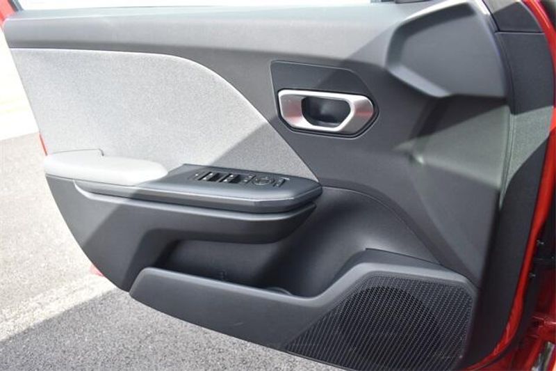 2025 Kia K4 EXImage 27