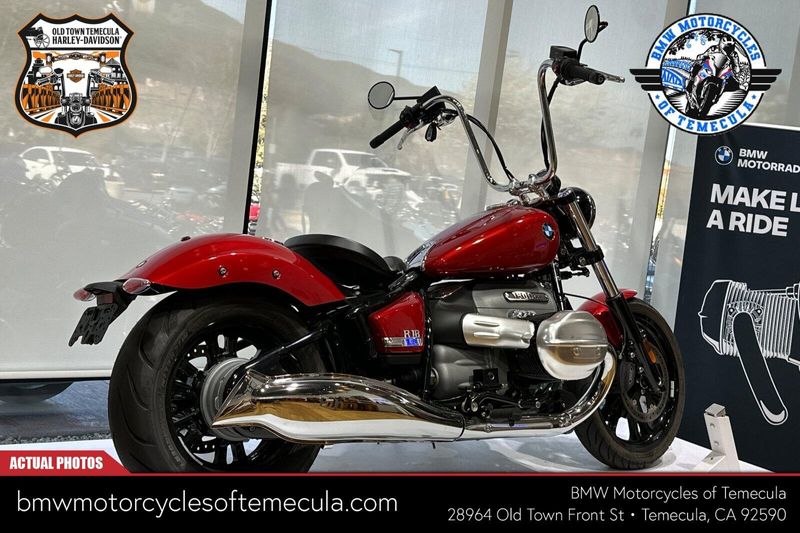 2022 BMW R 18 in a MARS RED METALLIC exterior color. BMW Motorcycles of Temecula – Southern California (951) 506-6903 bmwmotorcyclesoftemecula.com 