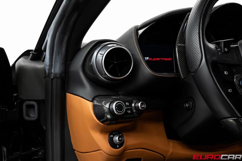 2020 Ferrari 812 Superfast *CARBON FIBER STEERING WHEEL * DAYTONA  SEATS*Image 29