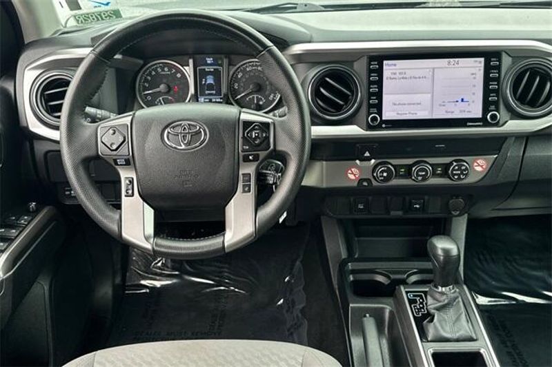 Used 2023 Toyota Tacoma Image 12