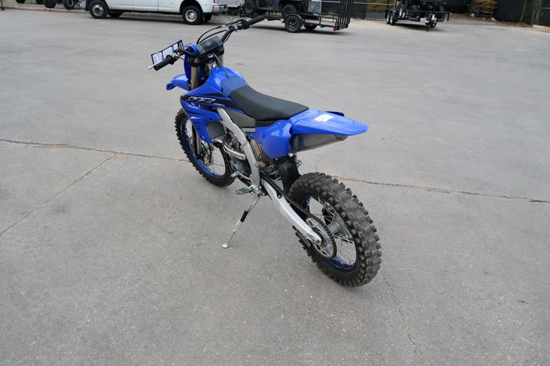 2023 Yamaha YZ450FX BLUE Image 8