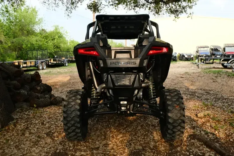 2025 Polaris RZR PRO XP 4 ULTIMATE MOSS GREEN Image 9