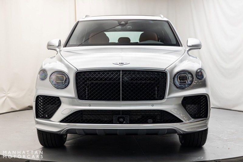 2024 Bentley Bentayga Hybrid V6Image 8